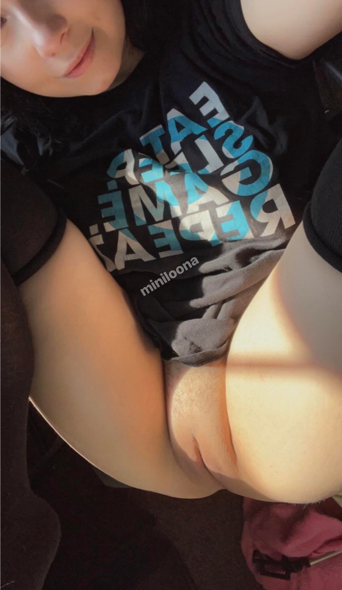 1645342952443