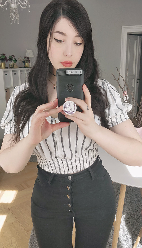 A1d7dc35350a5e97b7f2a1f157f93f67