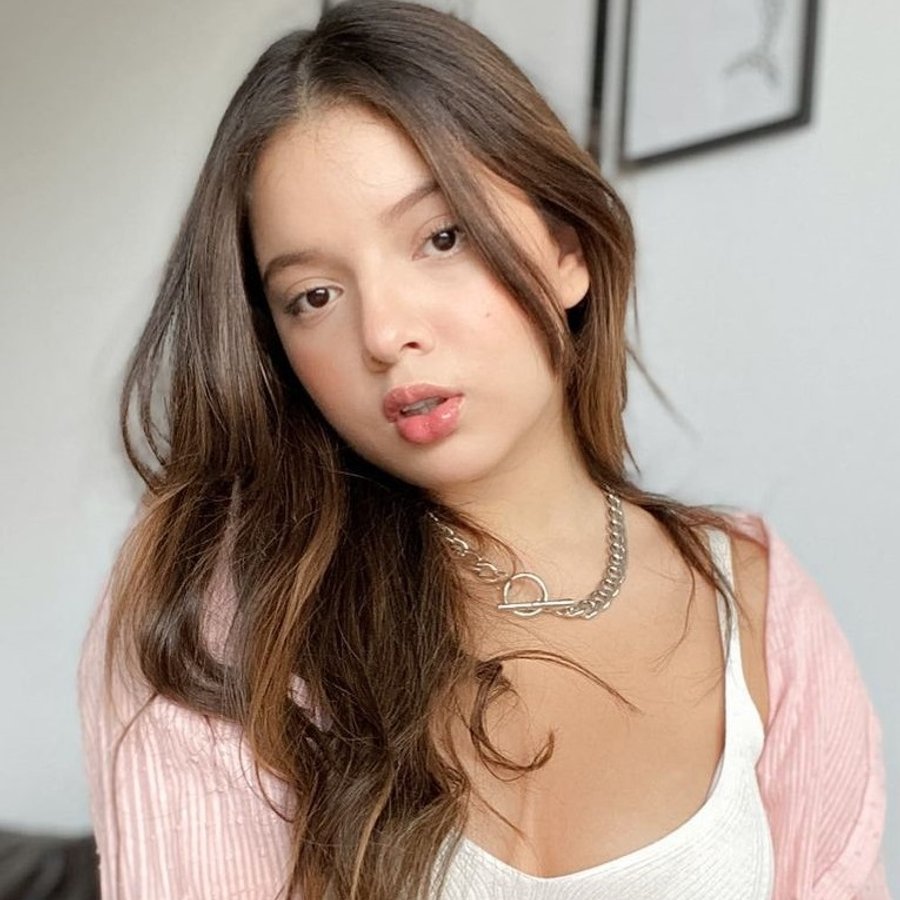 Carolina bell dvnv 1637146679359 allfamousorg