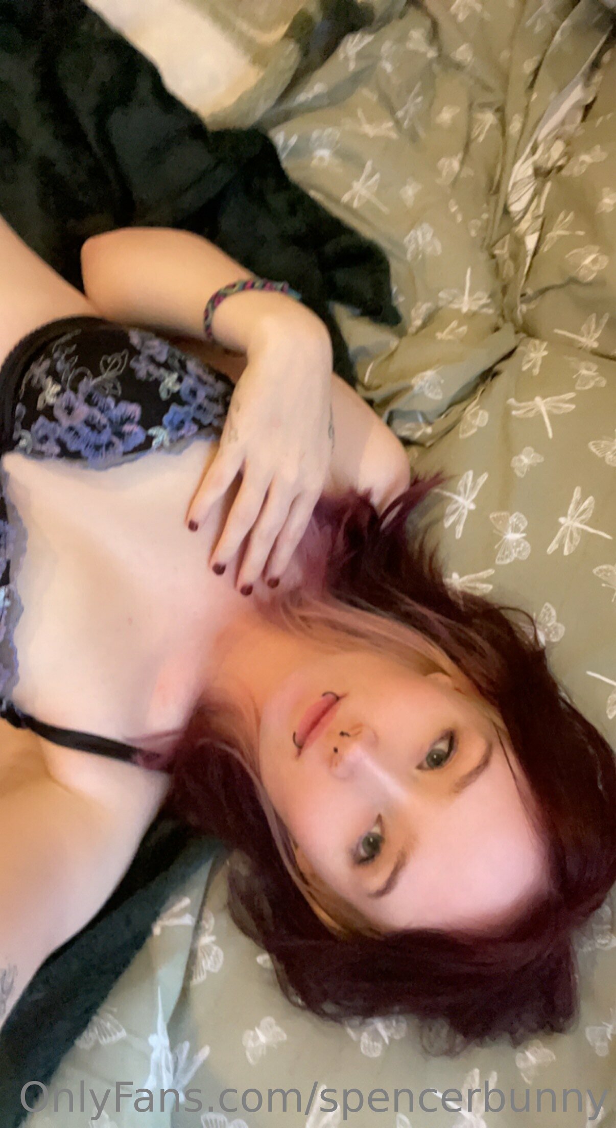 Pics20by2040thotbook bot28260129