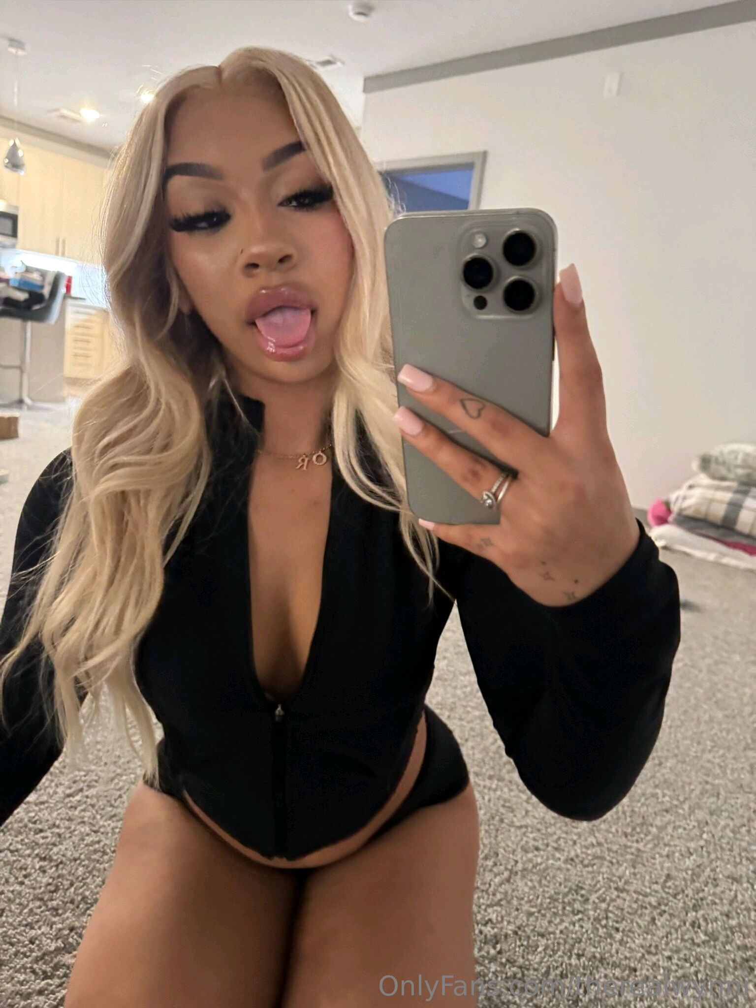 Visit20thotbook botio20FOR20MORE200034