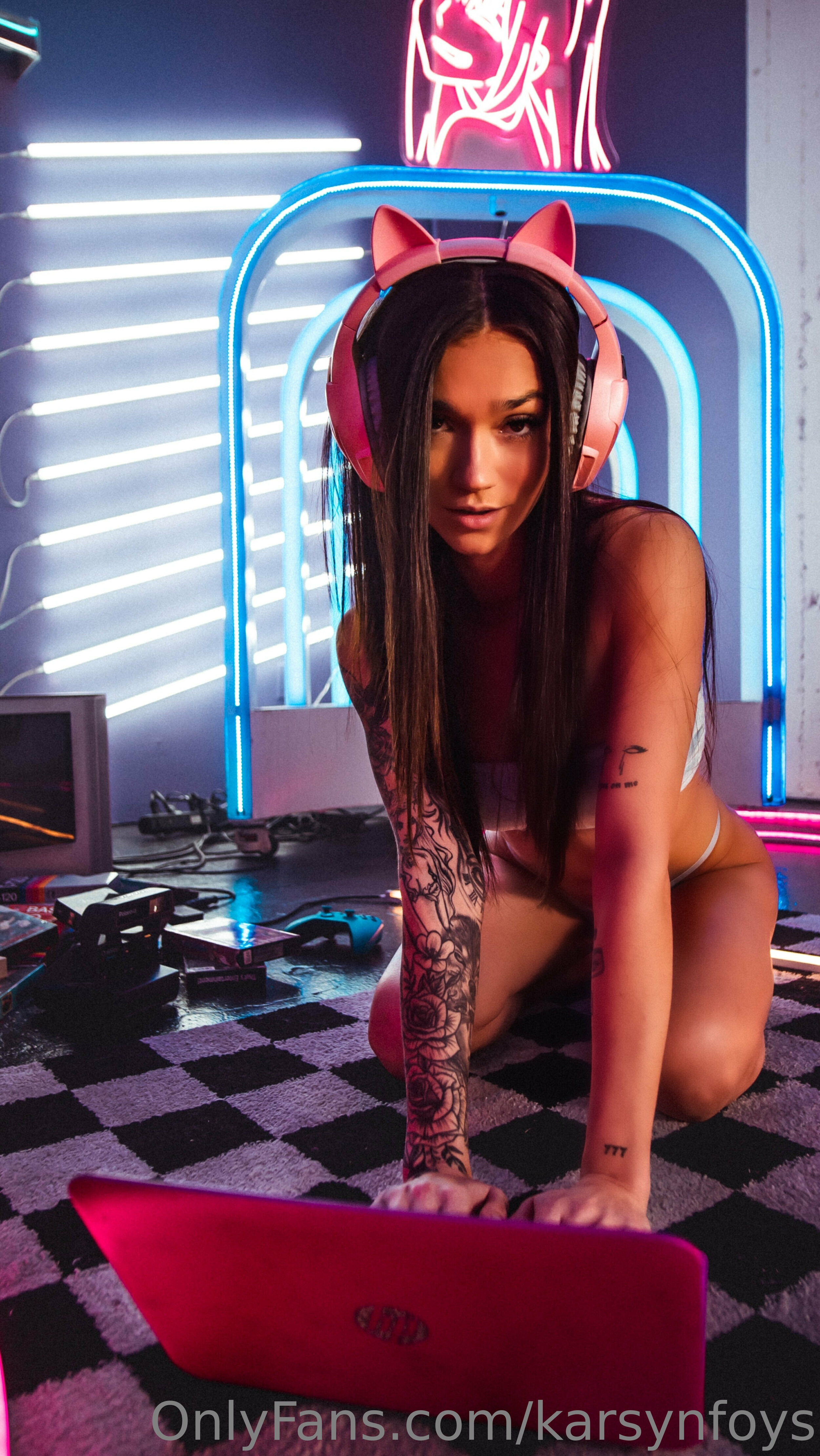 Visit20thotbook botio20for20MORE2008518