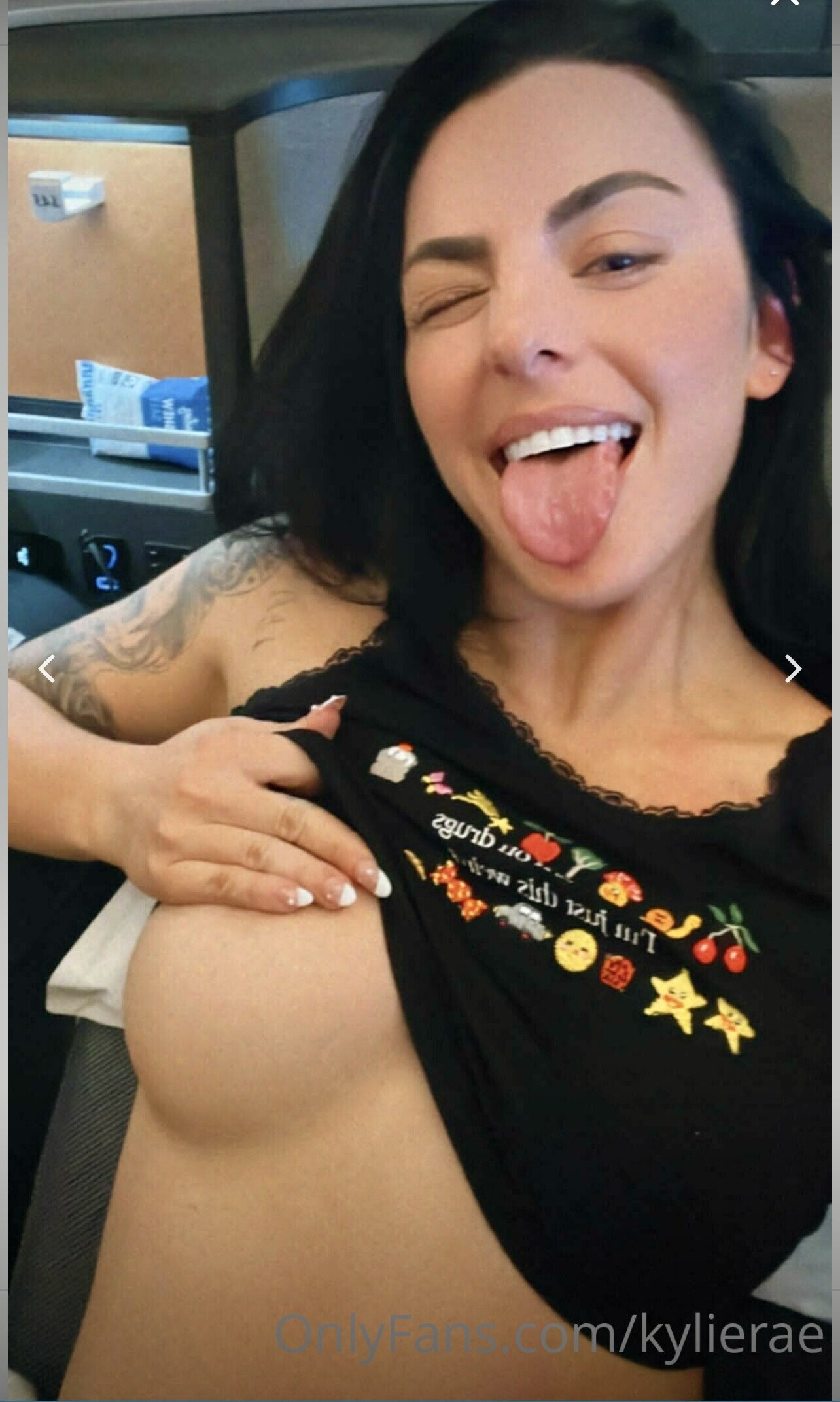 Visit20thotbook botio20for20MORE2011351