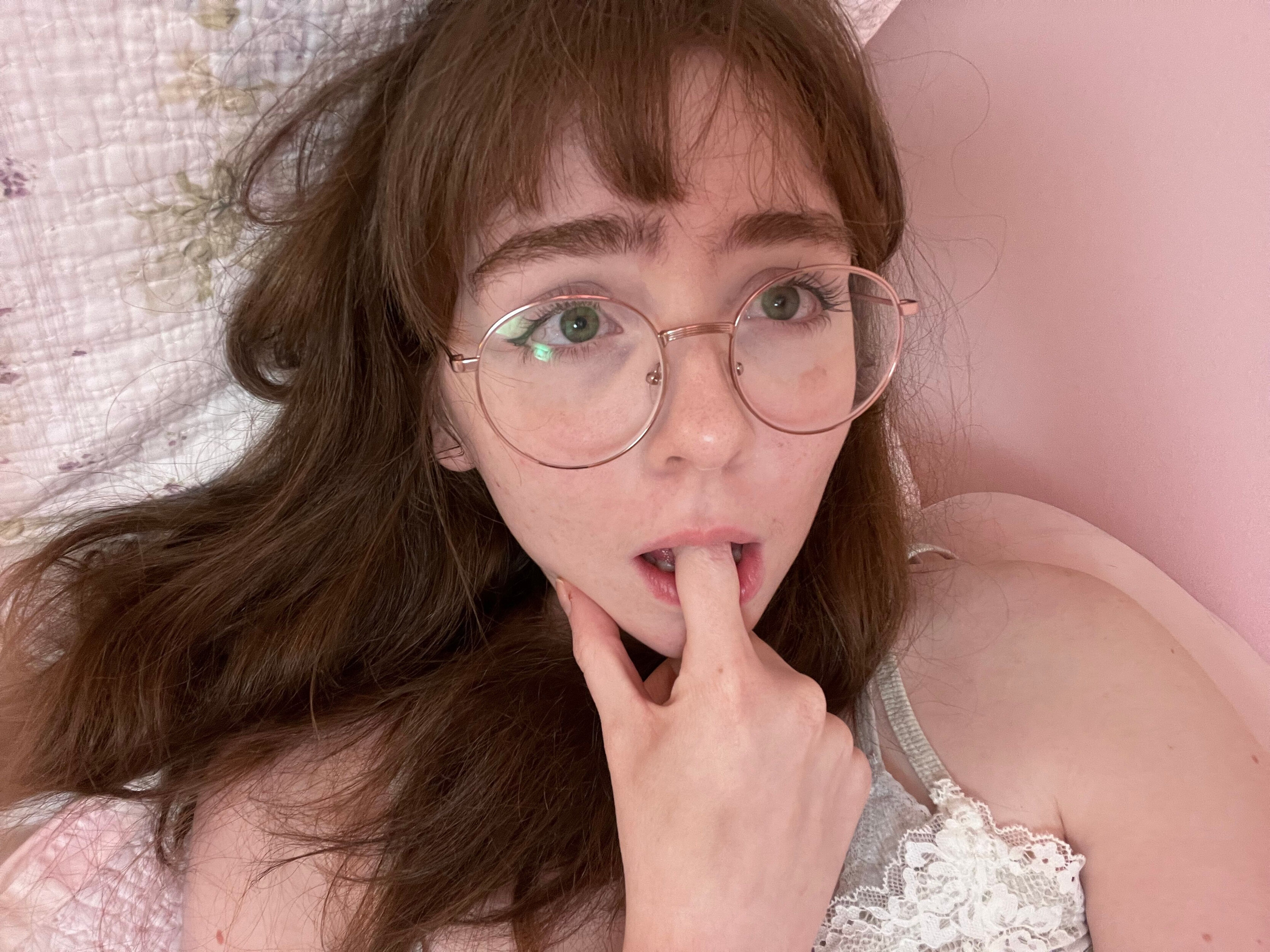 Visit20thotbook botio20for20MORE2027421