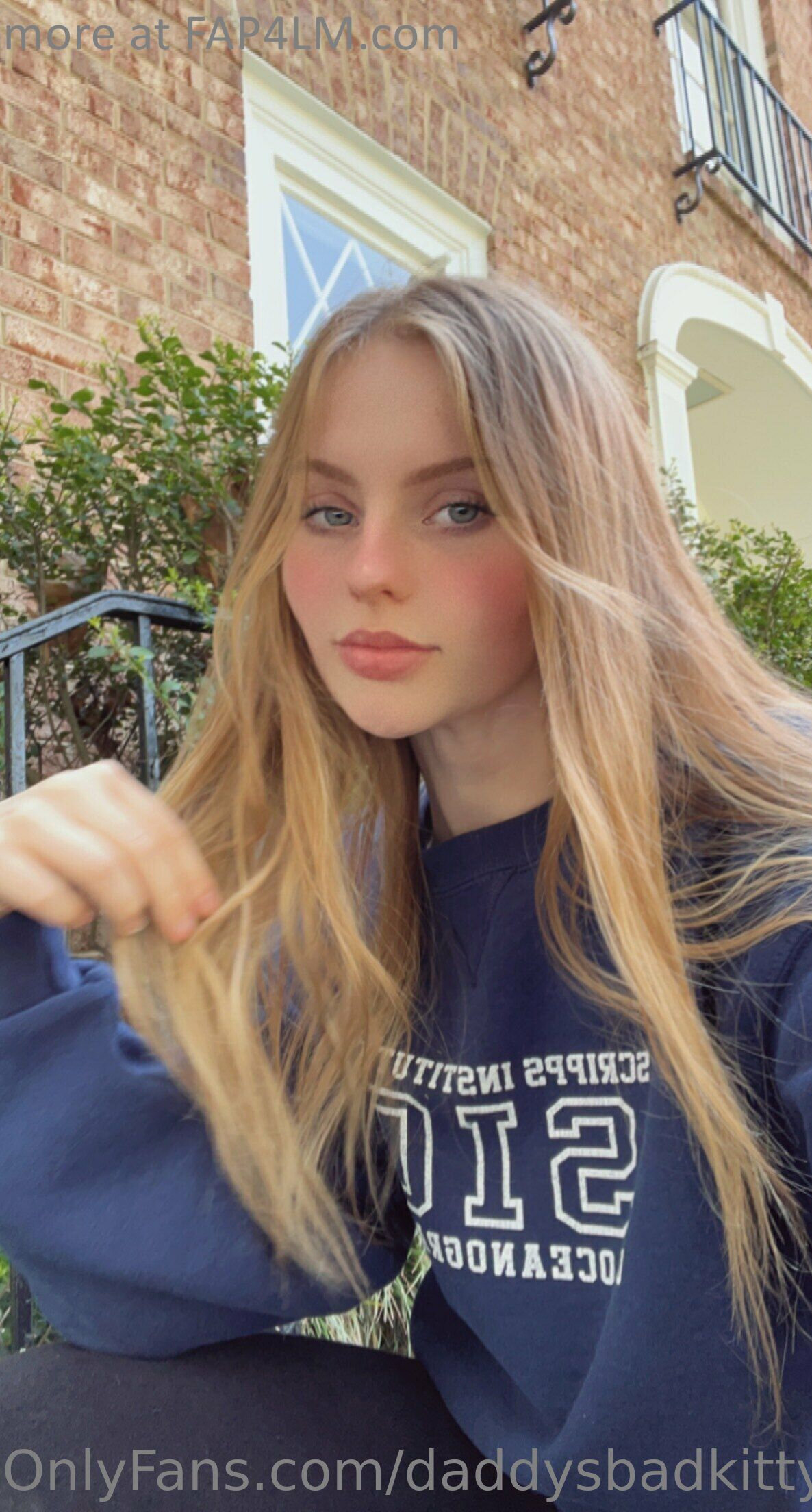 More20at2040thotbook bot20on20Telegram125