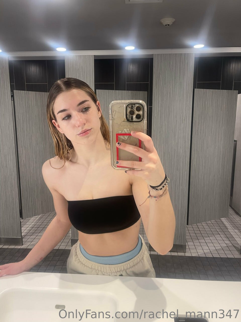 Photo 2025 07 30 21 31 03