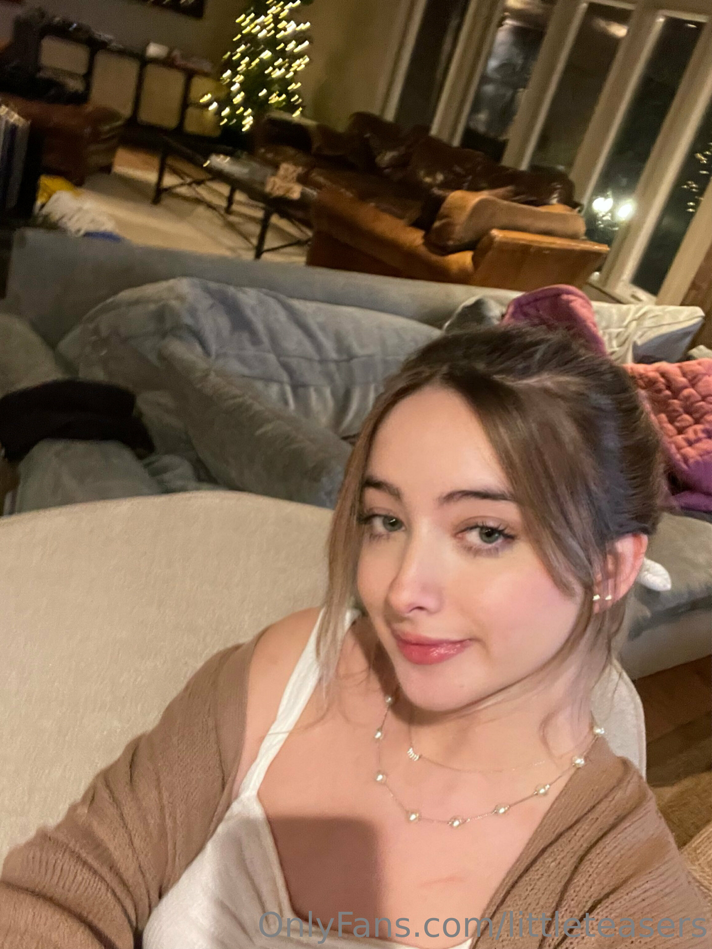 FindMore20at2040thotbook bot20on20Telegram20514