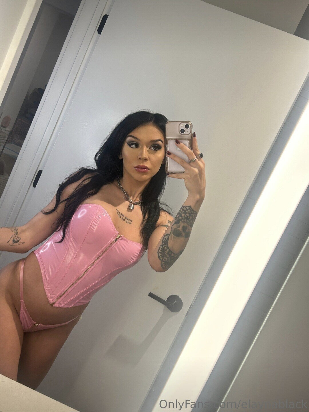 Visit20thotbook bot20FOR20MORE2009237