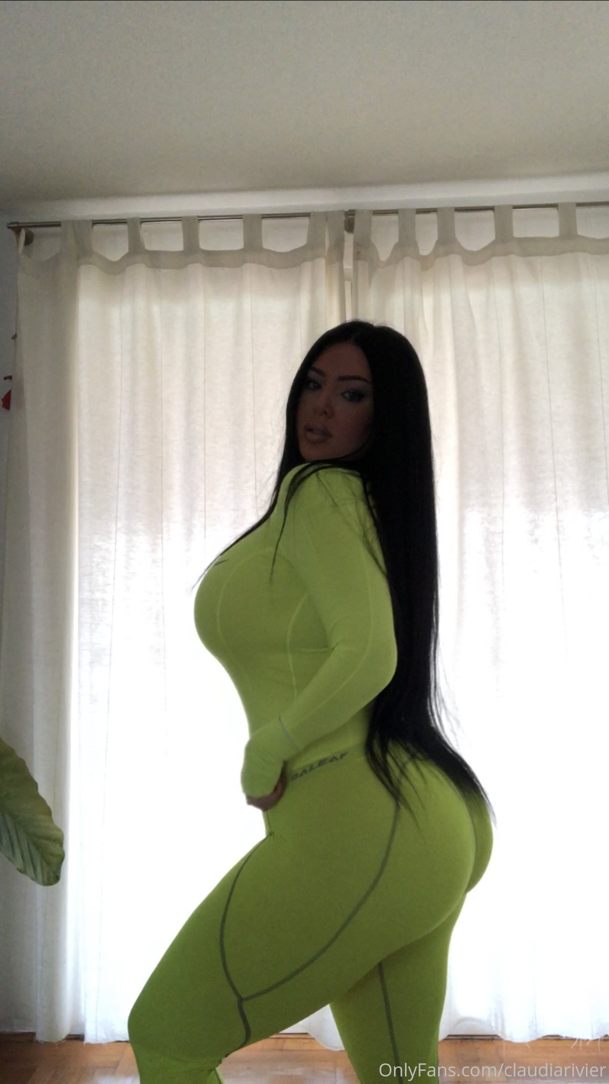 40thotbook bot20on20Telegram2028129