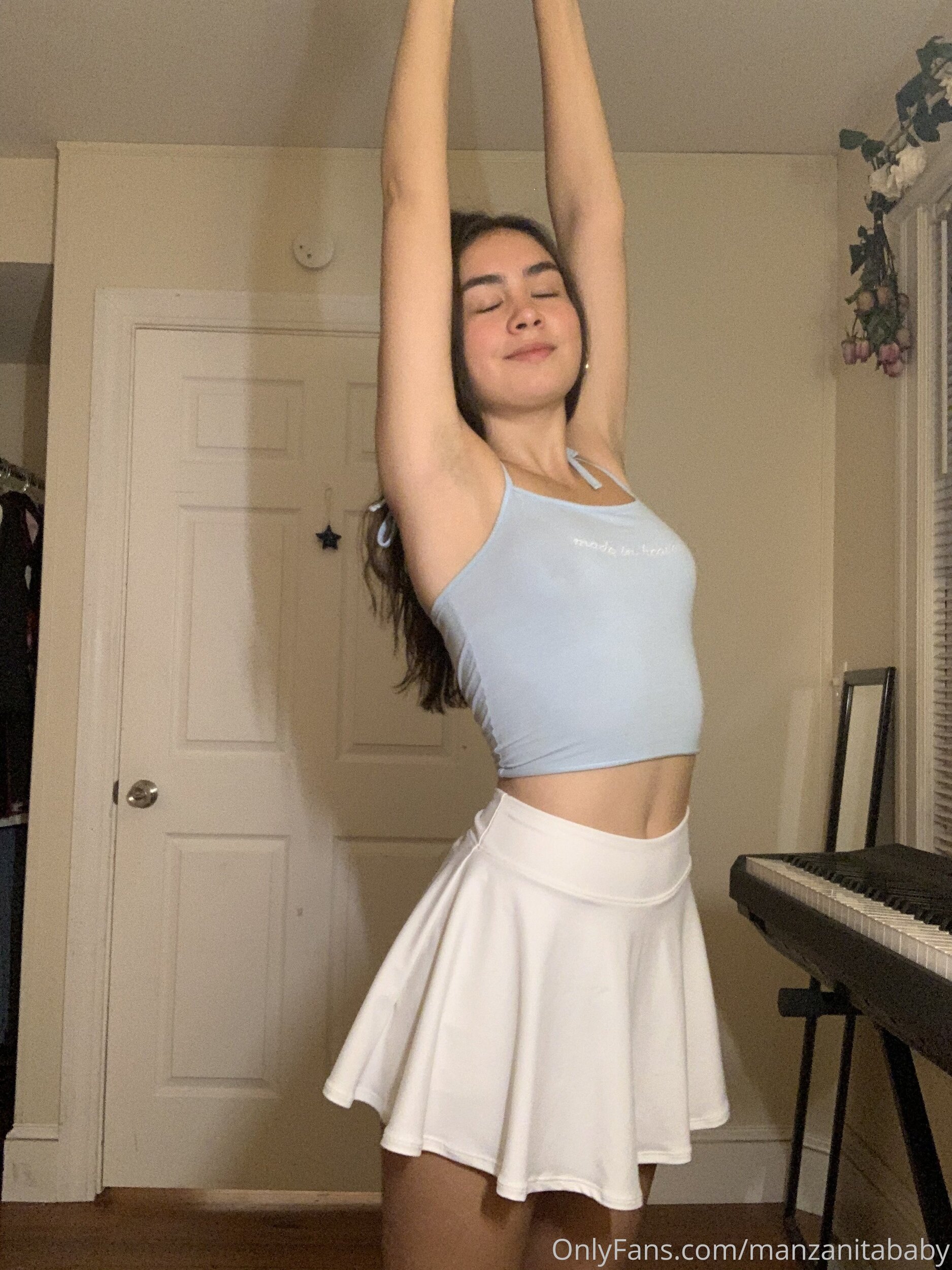 manzanitababy onlyfans nude gallery leaked (94).jpg
