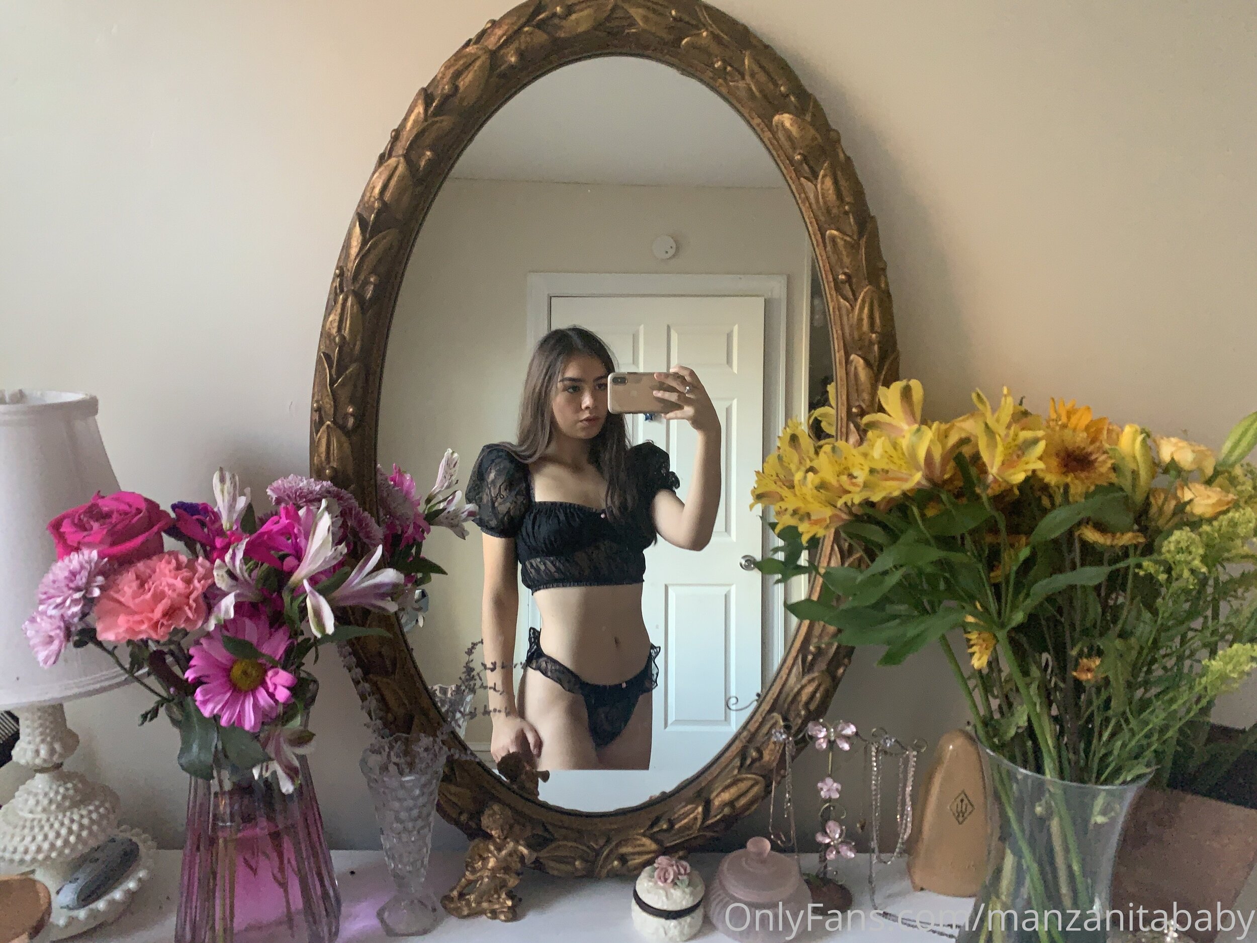 manzanitababy onlyfans nude gallery leaked (150).jpg