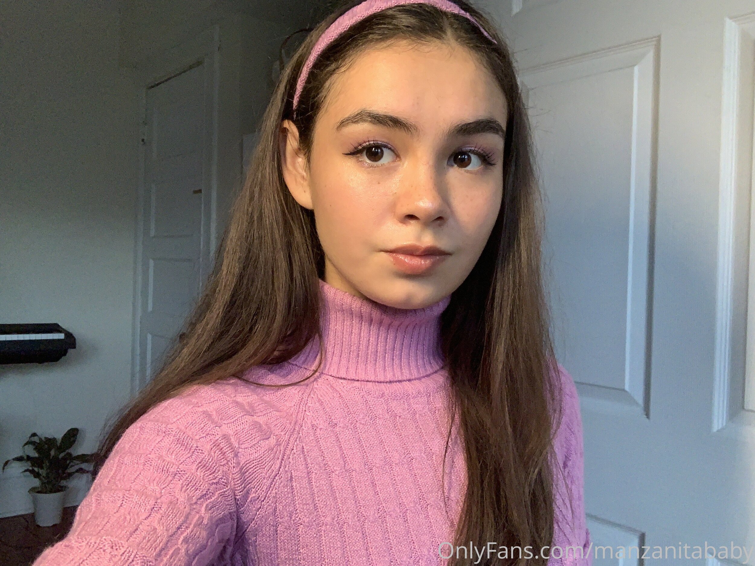 manzanitababy onlyfans nude gallery leaked (198).jpg