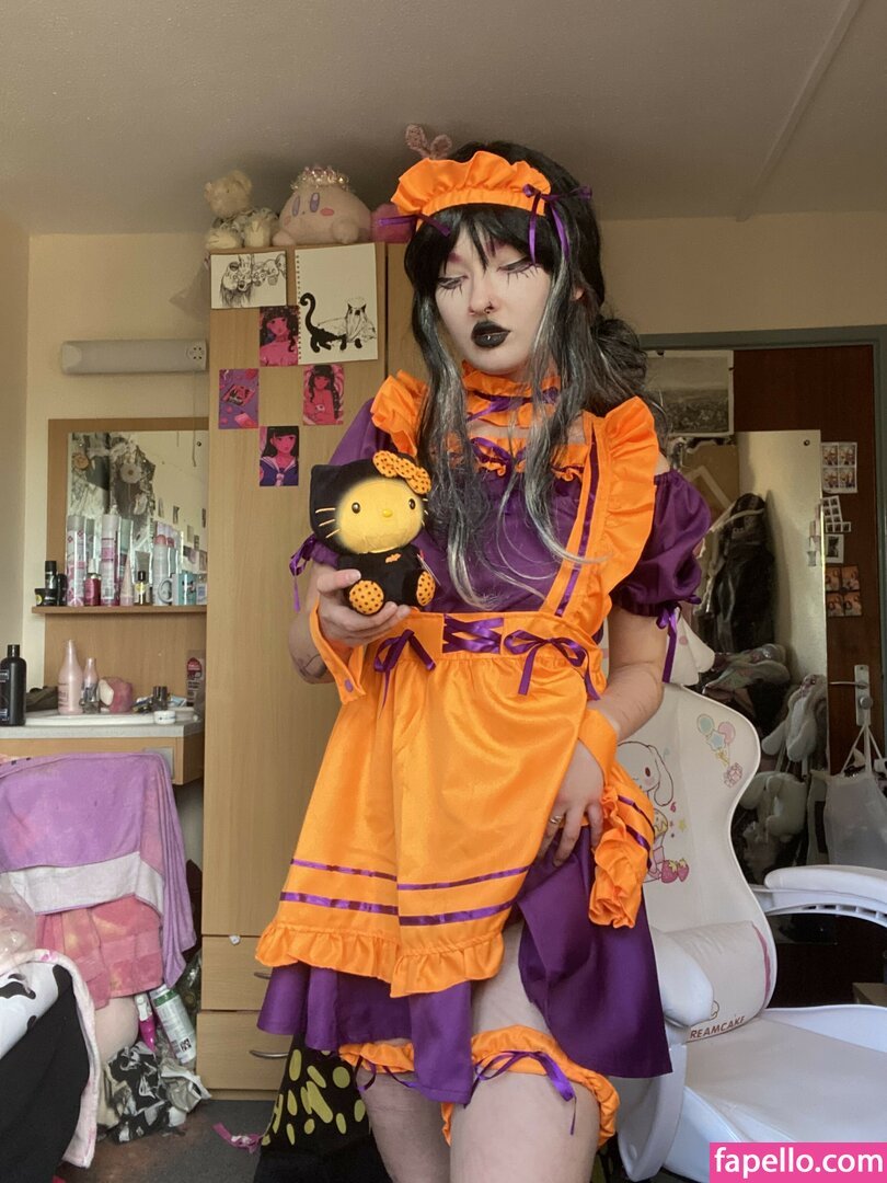 Fapello_KittyKatSparrow ()(18).jpg