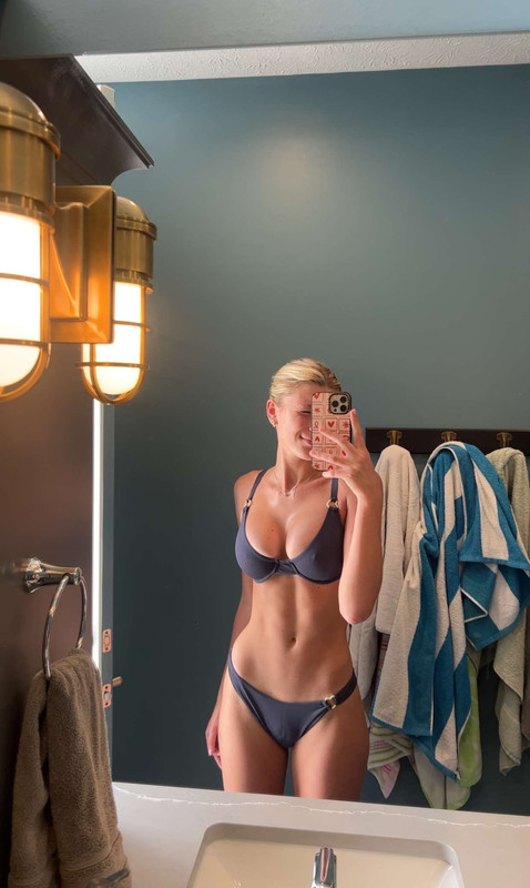 Claire-B-41.jpg